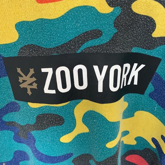 Colourful Camo Zoo York hoodie (medium) - Picture 2 of 3